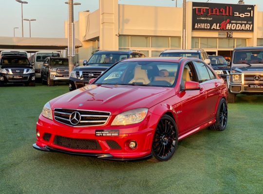 Mercedes Benz C-Class 2011 AED 54,000, Japanese Spec, Good condition, Full Option, Turbo, ORIGINAL PAINT// SERVICE COMPANY!