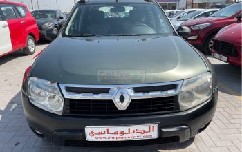 Renault Duster 2015 AED 16,000, GCC Spec, Good condition, Warranty, Family, Fog Lights, Negotiable