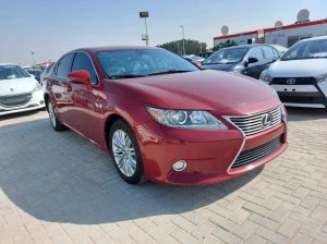 Lexus ES-Series 2014 AED 55,000, Good condition, Full Option, US Spec, Sunroof, Navigation System, Fog Lights, Negotiable