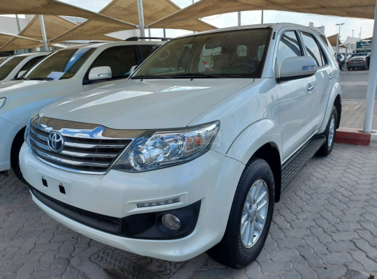Toyota Fortuner 2015 FOR SALE