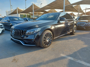 Mercedes Benz C-Class 2017 AED 87,000, Full Option, Turbo, Sunroof, Navigation System, Fog Lights, Negotiable