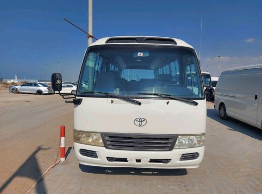 Toyota Coaster 2014 AED 78,000, GCC Spec