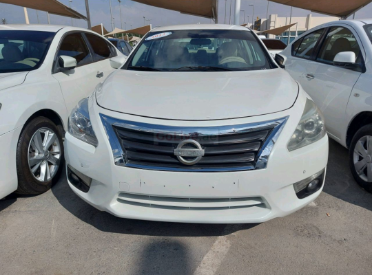 Nissan Altima 2015 AED 30,000, GCC Spec, Good condition, Negotiable