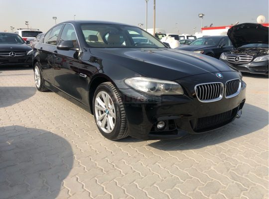 BMW 5-Series 2015 AED 42,000, GCC Spec, Warranty, Full Option, Turbo, Family, Sunroof, Lady Use, Navigation System, Fog Lights
