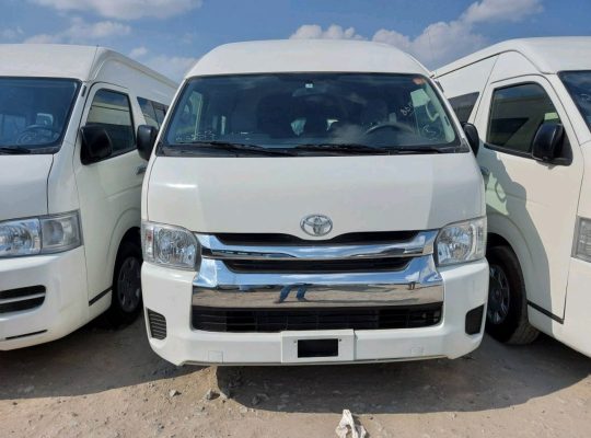 Toyota Hiace 2015 AED 63,000, GCC Spec