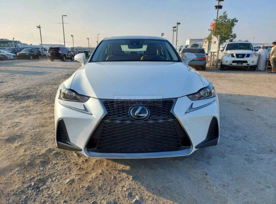 Lexus IS-Series 2018 AED 77,000, Full Option, US Spec