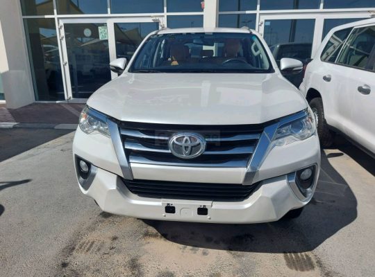 Toyota Fortuner 2016 AED 70,000, GCC Spec, Good condition, Fog Lights