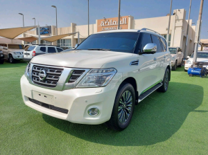 Nissan Patrol 2014 AED 110,000, GCC Spec, Good condition, Full Option, Sunroof, Fog Lights, Negotiable