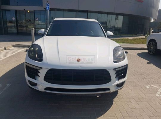 Porsche Macan 2015 AED 115,000, GCC Spec