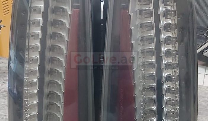 CADILLAC STS 2005 TO 2011 TAIL LIGHTS LEFT & RIGHT PART NOS 25754023-LHE & 25754022-RHE ( Genuine Used CADILLAC Parts )