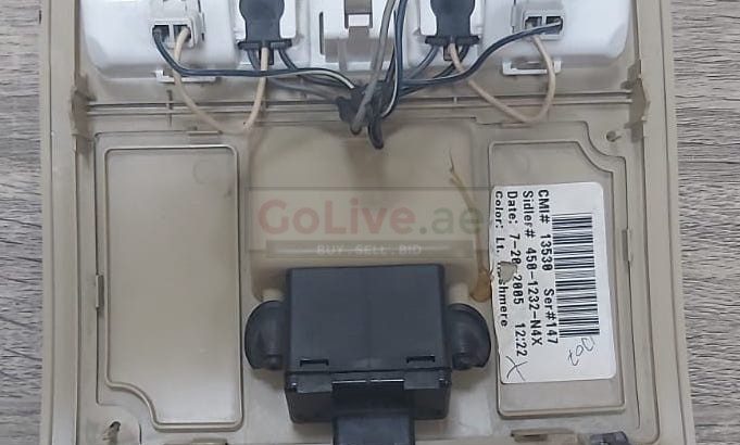 Cadillac STS 2005 2006 2007 Rear Roof Overhead Dome Reading Map Light Lamp ( Genuine Used CADILLAC Parts )