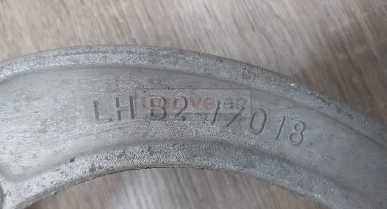 CADILLAC STS 2005 TO 2007 FRONT LEFT DRIVER SIDE WISHBONE CONTROL ARM PART NO LH B2 17018 ( Genuine Used CADILLAC Parts )