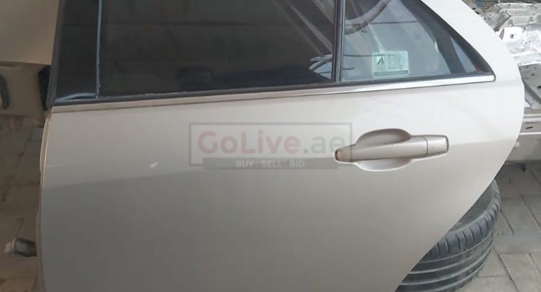 CADILLAC STS 2005 TO 2011 BACK LEFT COMPLETE DOOR ASSEMBLY PART NO GM (89022643) ( Genuine Used CADILLAC Parts )