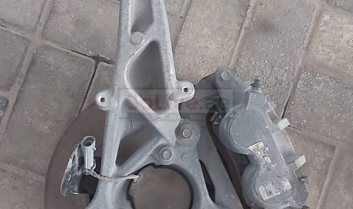 Cadillac STS 2005 T0 2009 Spindle Knuckle Bearing Hub Front Left PART NO 18079801EA ( Genuine Used CADILLAC Parts )