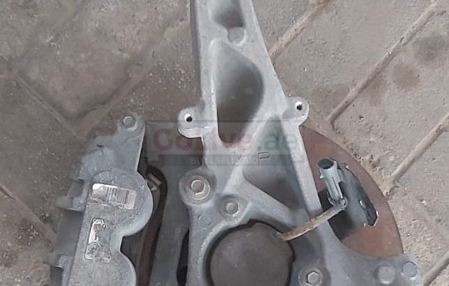 Cadillac STS 2005 T0 2009 Spindle Knuckle Bearing Hub Front Right PART NO 18079802EA ( Genuine Used CADILLAC Parts )