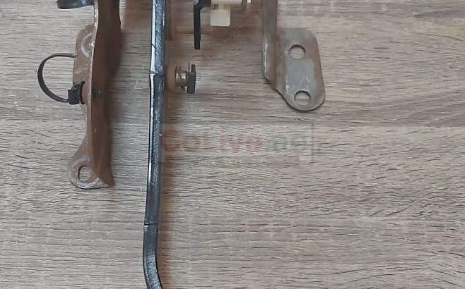 CADILLAC STS 2004 TO 2009 BRAKE PEDAL ASSEMBLY WID BRAKE POSITION SENSOR PART NO 10302722/E8200180 ( Genuine Used CADILLAC PARTS )