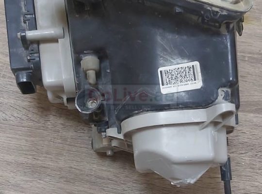 Cadillac STS 2005 TO 2011 RIGHT Side Halogen Headlight PART NO 16532578A ( Genuine Used CADILLAC Parts )