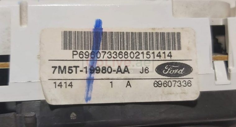 FORD FOCUS 2008 AIR CONDITIONER PANEL PART NO 7M5T19980AA ( Genuine Used FORD Parts )