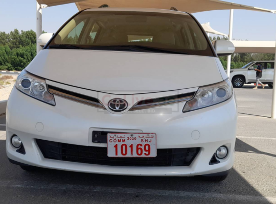 Toyota Previa 2014 AED 43,000, GCC Spec