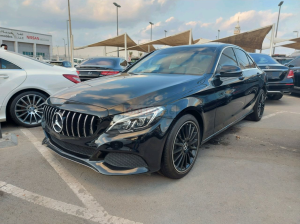 Mercedes Benz C-Class 2018 AED 95,000, Full Option, US Spec, Turbo, Sunroof, Navigation System, Fog Lights, Negotiable