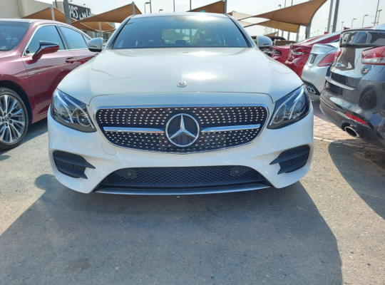 Mercedes Benz E-Class 2018 AED 113,000, Good condition, Full Option, US Spec