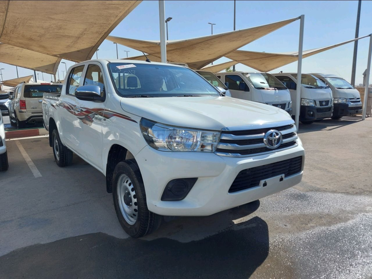 Toyota Hilux 2017 AED 68,000, Good condition, Full Option, Fog Lights, Negotiable