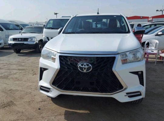 Toyota Hilux 2016 AED 56,000, GCC Spec, Fog Lights, Negotiable