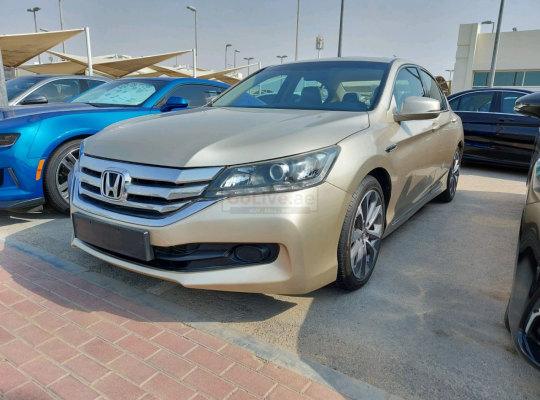 Honda Accord 2016 AED 52,000, GCC Spec, Good condition, Full Option, Sunroof, Lady Use, Navigation System, Fog Lights, Negotiable