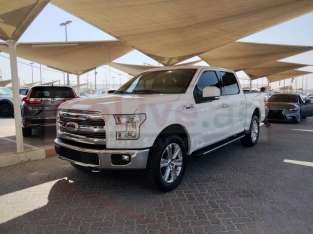 Ford F-Series Pickup 2015 AED 93,000, Good condition, Full Option, Sunroof, Navigation System, Fog Lights, Negotiable