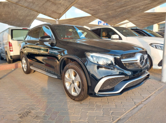 Mercedes Benz GLC 2018 AED 110,000, Full Option, US Spec, Turbo, Sunroof, Navigation System, Fog Lights, Negotiable