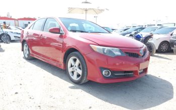 Toyota Camry 2013 AED 16,000, US Spec, Fog Lights, Negotiable