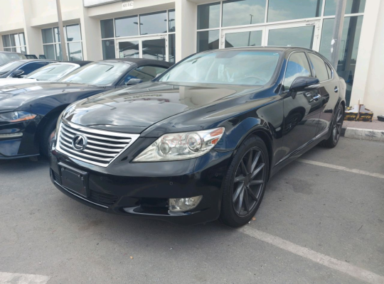 Lexus LS-Series 2012 AED 48,000, Good condition, US Spec