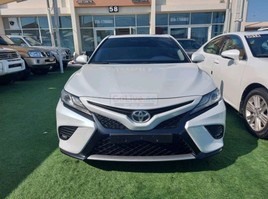 Toyota Camry 2019 AED 93,000, GCC Spec, Good condition, Full Option, Sunroof, Fog Lights, Negotiable