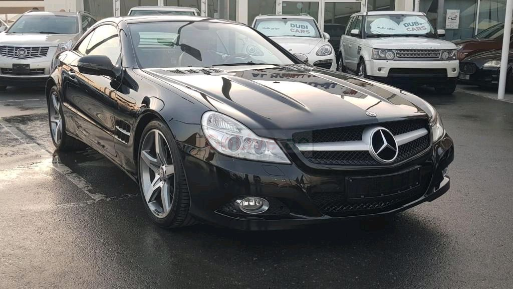 Mercedes Benz SL-Class 2009 AED 59,000, GCC Spec, Good condition, Full Option, Navigation System, Fog Lights, Negotiable