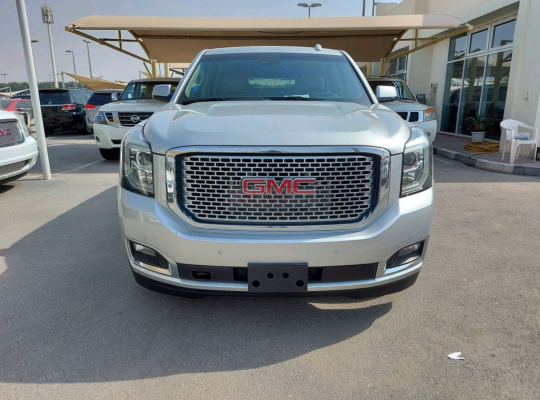 GMC Denali 2015 AED 115,000, GCC Spec, Good condition, Full Option, Sunroof, Navigation System, Fog Lights, Negotiable