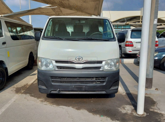 Toyota Hiace 2013 FOR SALE