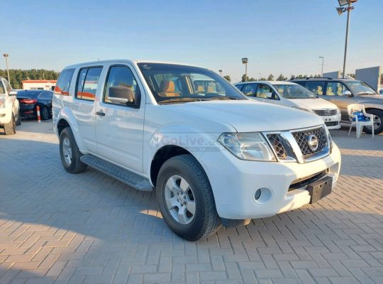 Nissan Pathfinder 2015 FOR SALE