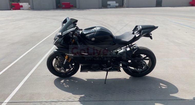 2017 YAMAHA YZF-R6 WhatsApp +13236413248
