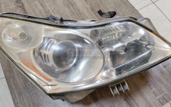 Infiniti G35 G37 2006 2007 Headlight LEFT SIDE PART NO 26060-CM40C ( Genuine Used INFINITI Parts )