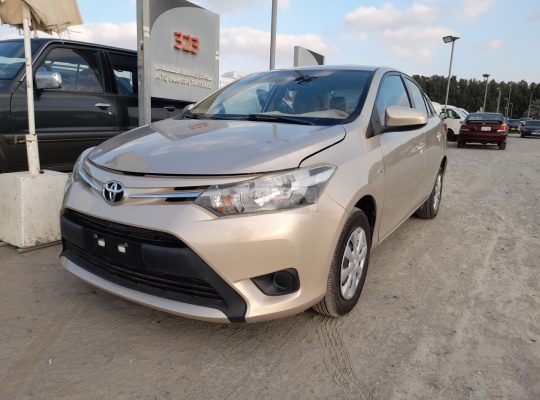 Toyota Yaris 2015 FOR SALE