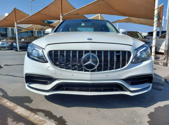 Mercedes Benz C-Class 2017 Good condition Full Option FOR SALE