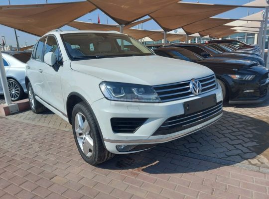 Volkswagen Touareg 2015 GCC Spec FOR SALE