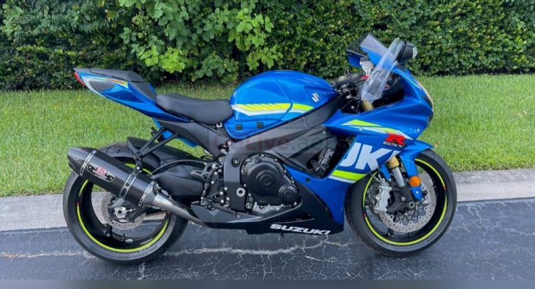 2016 Suzuki gsx r750cc available for sale