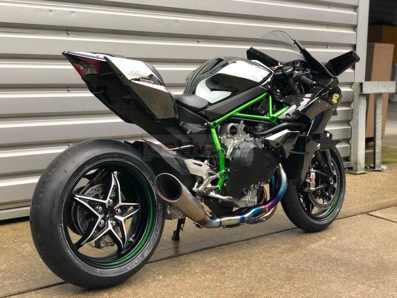 2017 Kawasaki ninja H2R for sale UAE Classifieds