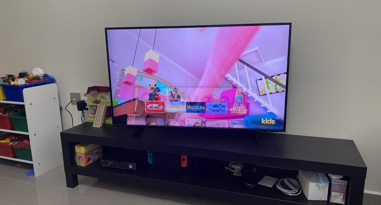 New Samsung Crystal 55 inch Smart Tv+ New TV set