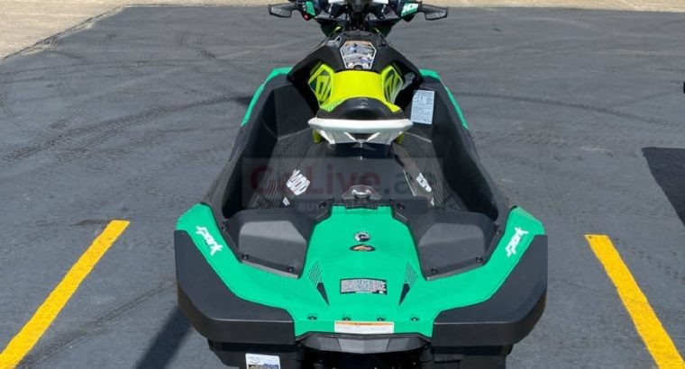 2021 Sea-Doo Spark Trixx 2-up IBR & Sound System