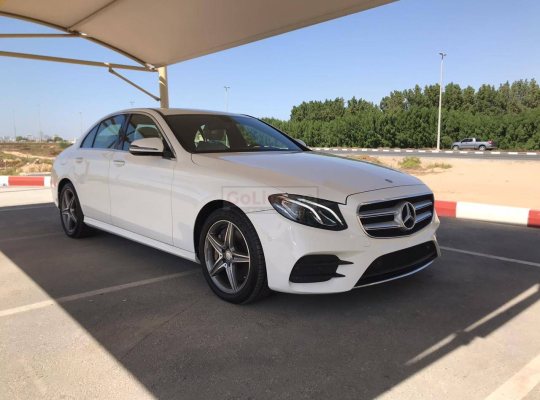 Mercedes Benz 300/350/380 2017 for sale