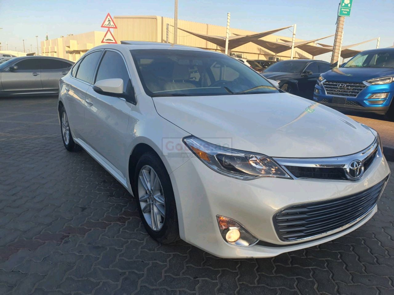 Toyota Avalon 2013 FOR SALE Good condition