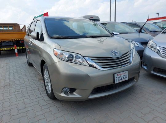 Toyota Sienna 2015 for sale