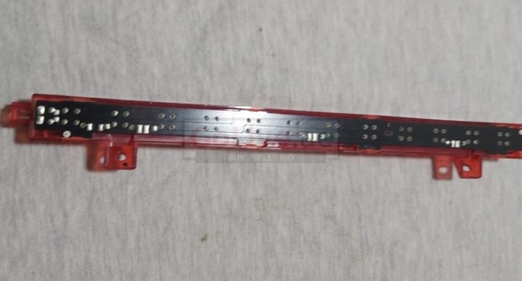 MINI COOPER 2005 TO 2014 REAR THIRD BRAKE LIGHT PART NO 2753779 ( MINI COOPER GENUINE USED PARTS )